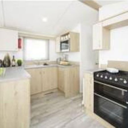 Sea Breeze, Modern, Cosy Holiday Home Haverigg Экстерьер фото
