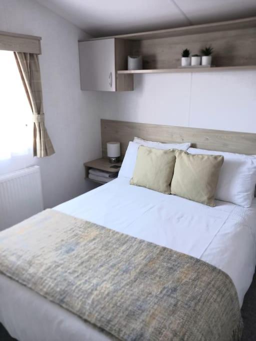 Sea Breeze, Modern, Cosy Holiday Home Haverigg Экстерьер фото